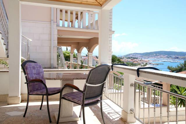Villa Rosanda Apartments تروغير المظهر الخارجي الصورة